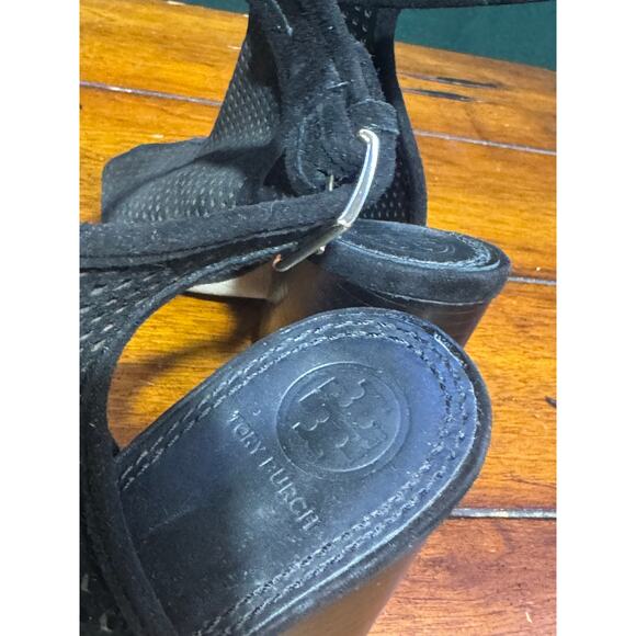 Tory Burch Women’s Perforated Suede Sandals Shoes size 8.5 - Picture 4 of 7